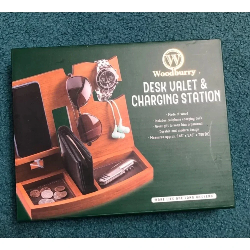 Woodbury Desk Valet and Charging Station Organizer New In Box Cellphone Dock